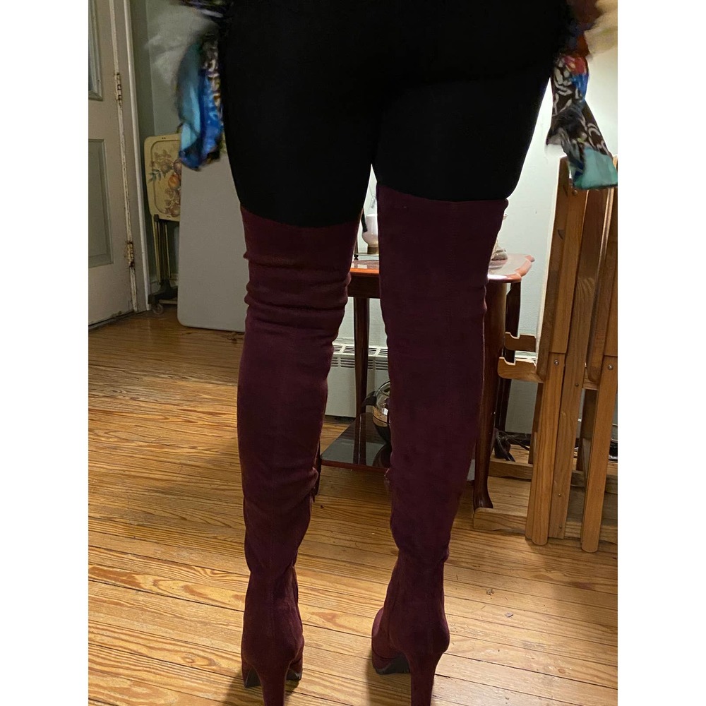 Remy Women thigh high lace up front suede boots Size 8.5 Purple